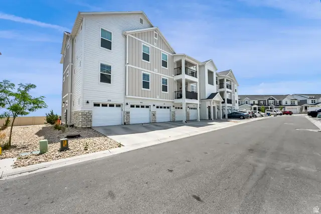947 W Coral Charm Way #K303, Saratoga Springs, UT 84045 - #3