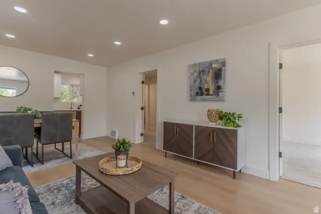 328 S 900 E, Salt Lake City, UT 84102 - #3
