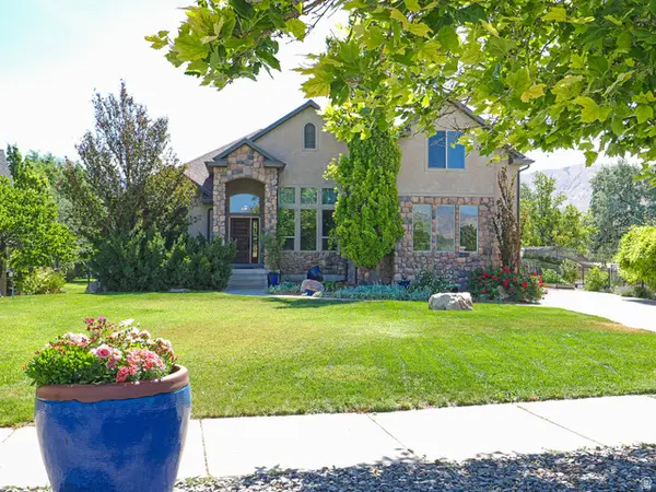 14441 S Peacock Midge Dr #15, Bluffdale, UT 84065