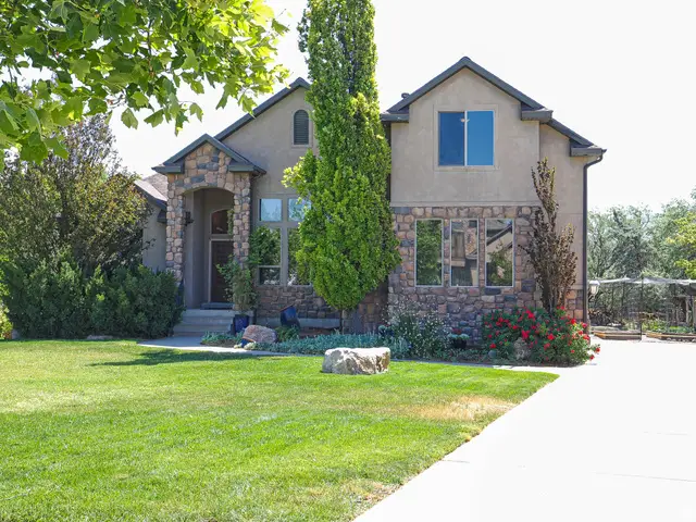 14441 S Peacock Midge Dr #15, Bluffdale, UT 84065 - #3