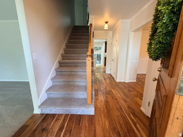 910 Woodland Hills Cir, Bountiful, UT 84010 - #3