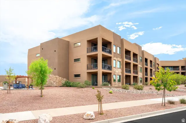 5228 W Villas North Dr #4-304, Hurricane, UT 84737 - #2