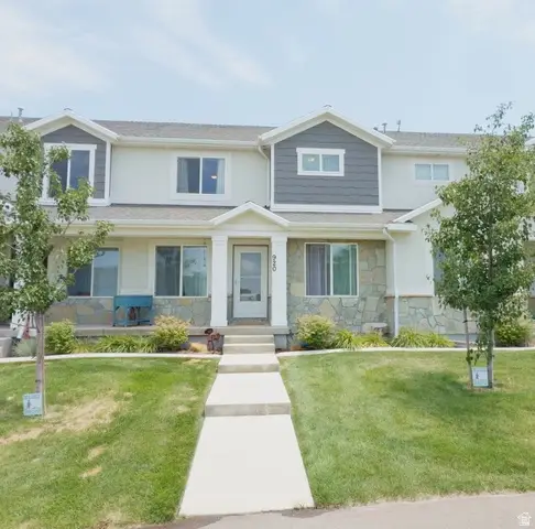 920 N Center St, Santaquin, UT 84655 - #1