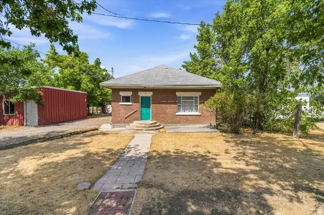 66 S 500 W, Mount Pleasant, UT 84647 - #1