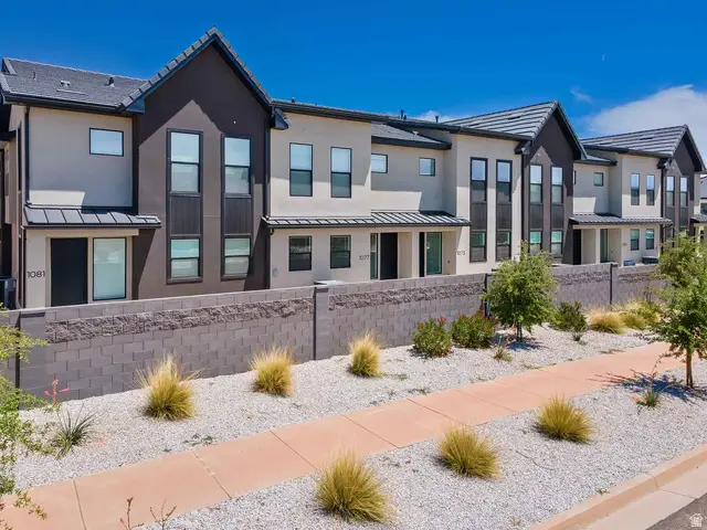 1095 W Albertine Ln, Saint George, UT 84770 - #3