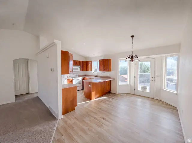 14273 S Heartstone Cir, Herriman, UT 84096 - #2