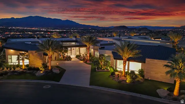 2789 E Siltstone Dr, Saint George, UT 84790 - #1