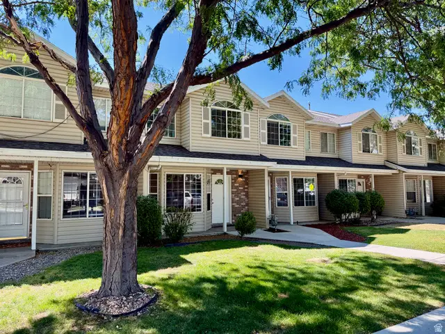 2724 S Centerbrook Dr, West Valley City, UT 84119 - #2