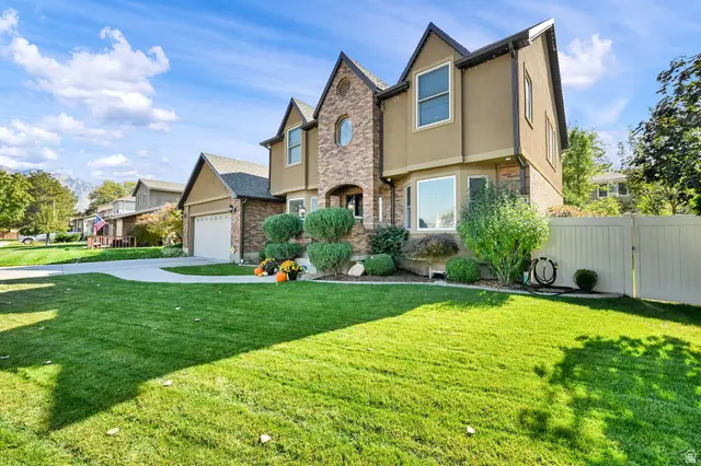 1358 E Heatherton Cir, Murray, UT 84121 - #2
