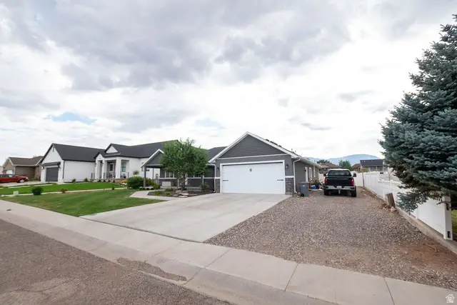 490 N 1000 E, Beaver, UT 84713 - #3