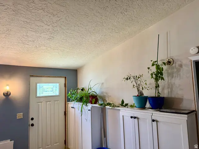 3055 S Whisper St, West Valley City, UT 84120 - #3