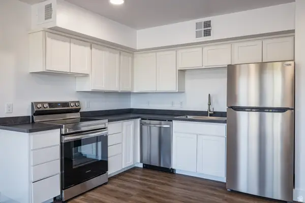 443 Kane Creek Blvd #B109, Moab, UT 84532