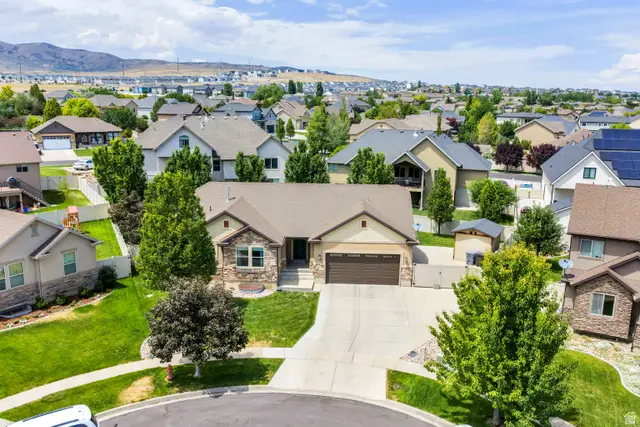 652 W Sidney Ln, Saratoga Springs, UT 84045 - #1