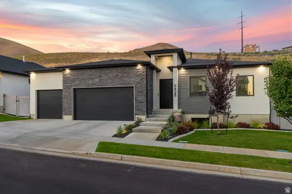 5428 N Meadow Lark Ln, Lehi, UT 84048