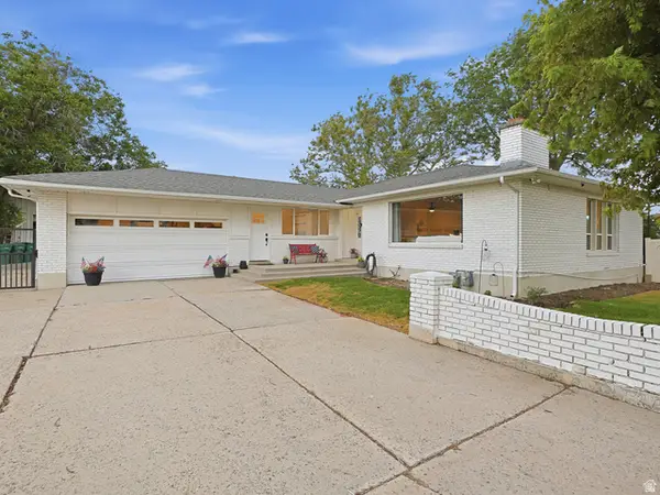13370 S Trestle Ln, Riverton, UT 84065