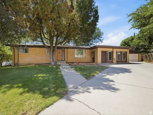 4155 N Crestview Ave, Provo, UT 84604 - #1
