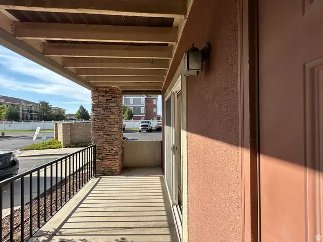 242 E Spencer Peak Way S #G2, Draper, UT 84020 - #3