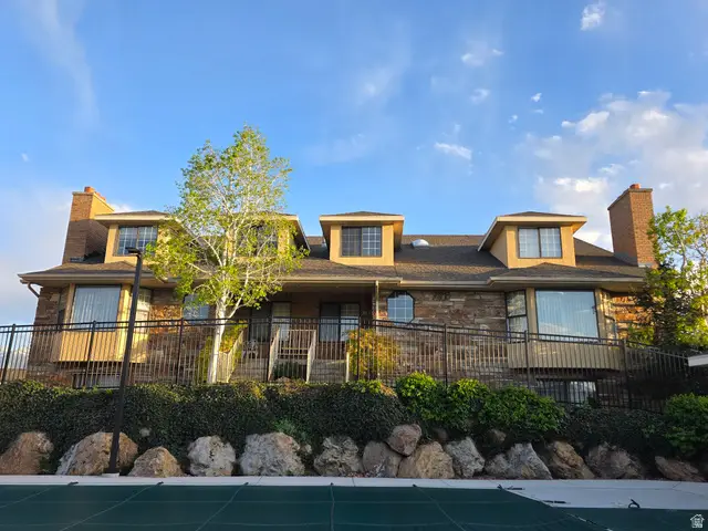 1094 E Loch Lomond Dr, Millcreek, UT 84117 - #1