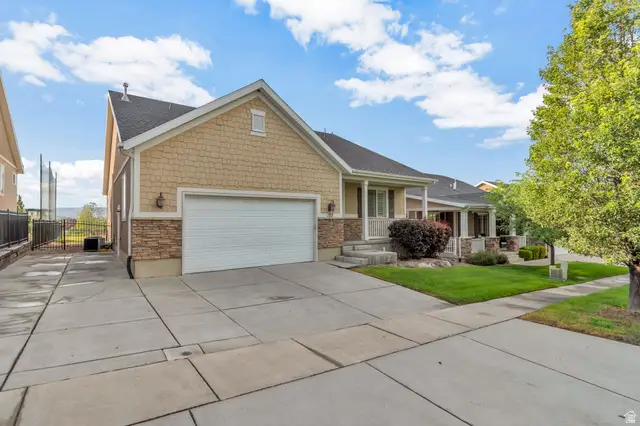 122 E Cottage Cv, Saratoga Springs, UT 84045 - #2