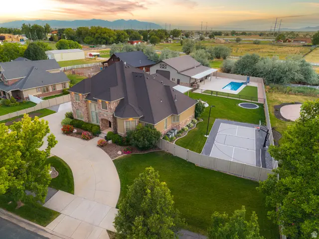 655 N Jessi's Meadow Dr, West Bountiful, UT 84087 - #1