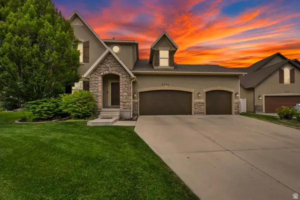 2534 W Adelaide Dr, Riverton, UT 84065