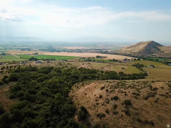 11914 N Maple Leaf Pl #2, Cove, UT 84320