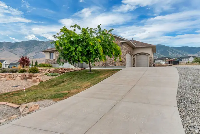 7296 N Ridge Rd, Lake Point, UT 84074 - #3