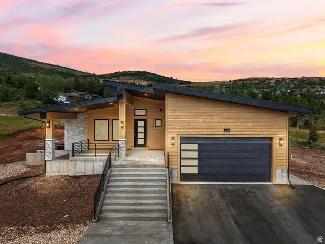1073 S Mountain Dr, Garden City, UT 84028 - #1