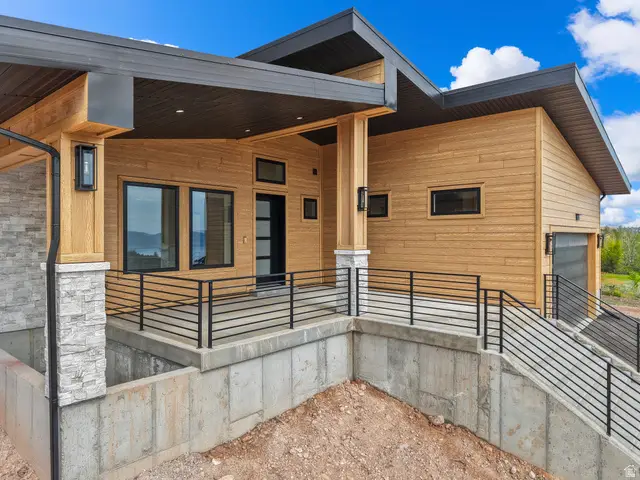 1073 S Mountain Dr, Garden City, UT 84028 - #3