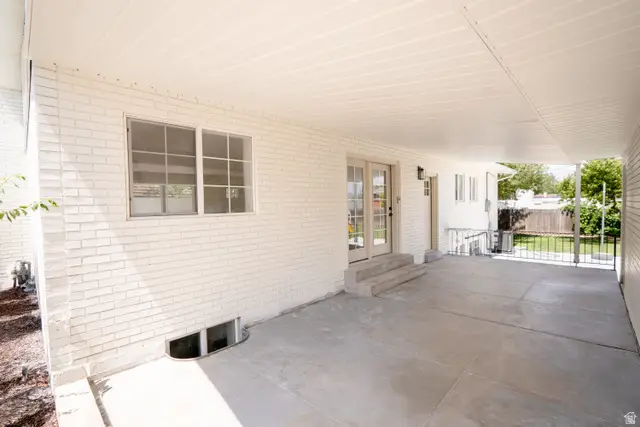 1211 E Brekenridge Dr, Murray, UT 84117 - #2