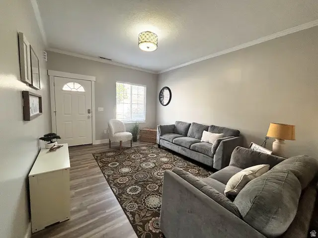 8843 S Humboldt Ct, West Jordan, UT 84081 - #3