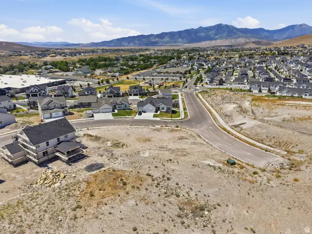 9602 N Bluebell Dr #401, Eagle Mountain, UT 84005 - #1