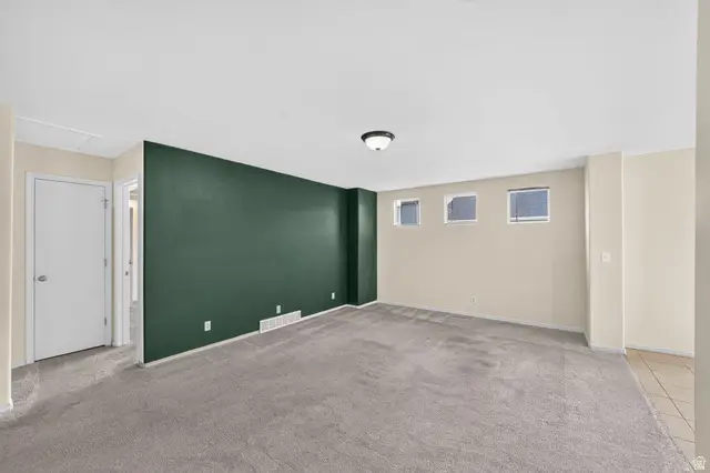 4877 W Quartz Valley Cir, Riverton, UT 84096 - #3
