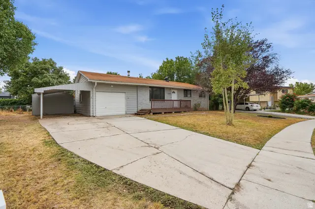 5276 S Huntington Cir, Taylorsville, UT 84129 - #2