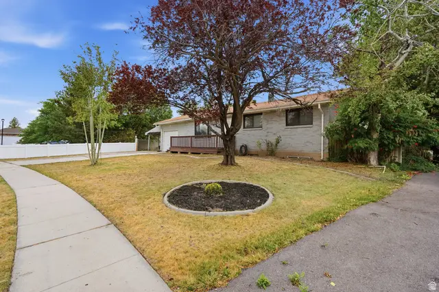 5276 S Huntington Cir, Taylorsville, UT 84129 - #3