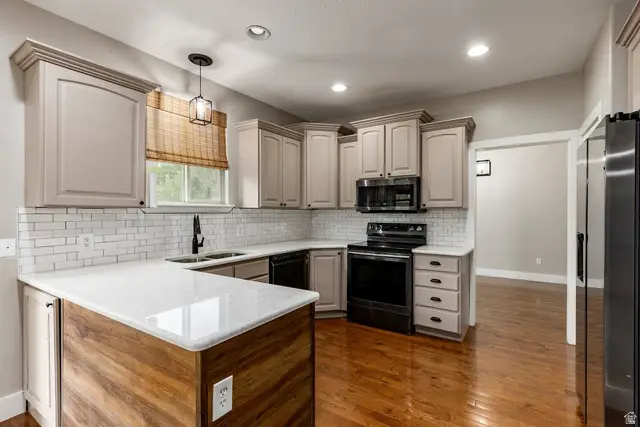 183 E Sandpiper Ln, Saratoga Springs, UT 84045 - #3