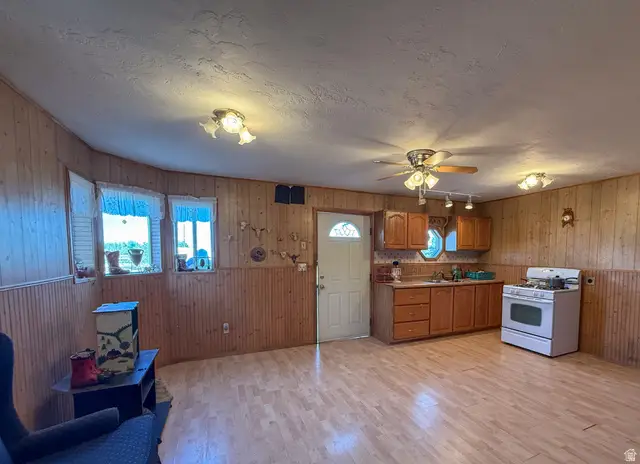 215 S 200 E, Elmo, UT 84521 - #2