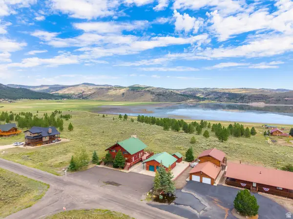 425 E Anglers Loop, Panguitch, UT 84759