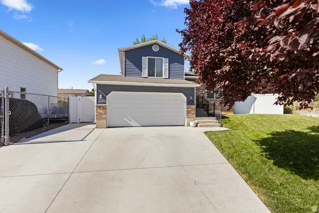 208 W 1600 N, Layton, UT 84041 - #2