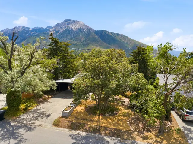 2964 E Morgan Dr, Holladay, UT 84124 - #2