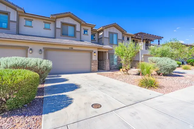 2086 W 440 N, Hurricane, UT 84737 - #2