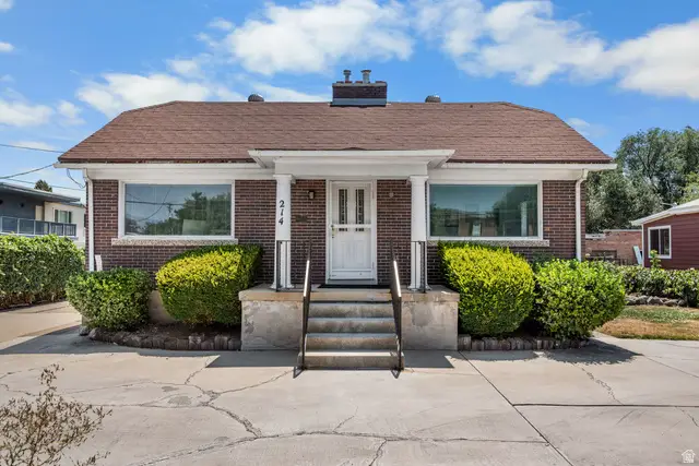 214 E 4500 S, Murray, UT 84107 - #1