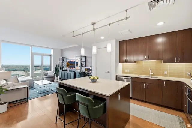 35 E 100 S #1509, Salt Lake City, UT 84111 - #1