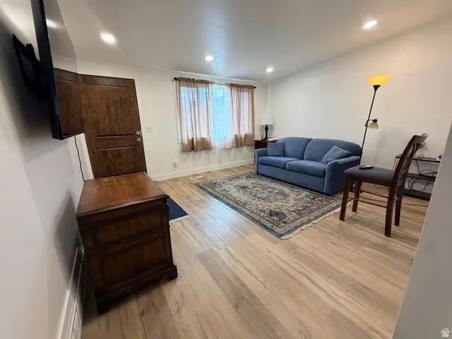 4682 S Greenvalley Dr, Millcreek, UT 84107 - #2