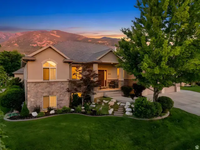 8212 S 2560 E, South Weber, UT 84405 - #1