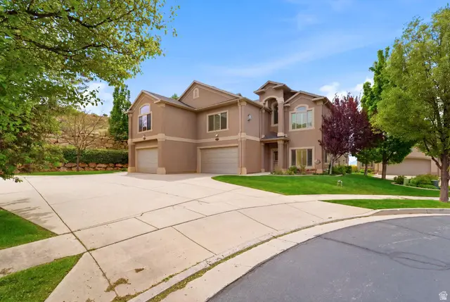 202 Edgewood Cir, North Salt Lake, UT 84054 - #1