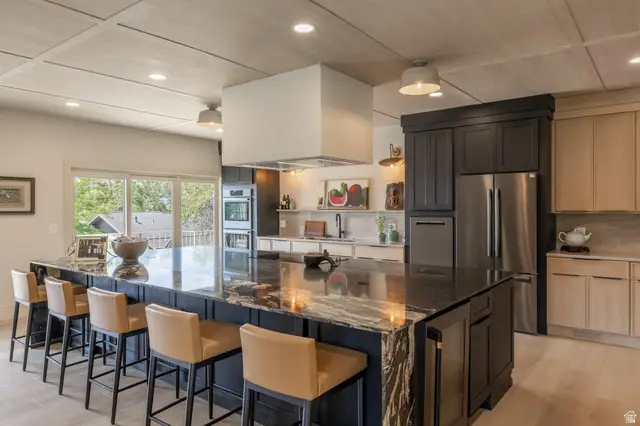 822 N Grandridge Ct E, Salt Lake City, UT 84103 - #1