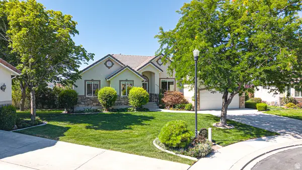 9579 N Apple Ct, Cedar Hills, UT 84062