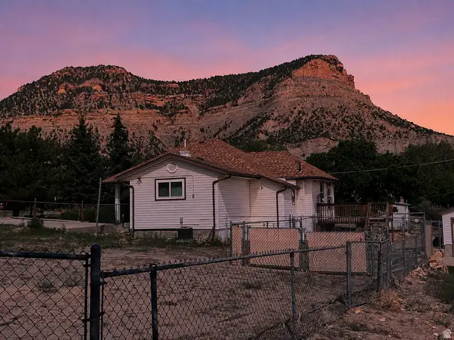 406 E 6100 N, Kenilworth, UT 84529 - #1