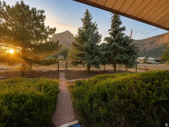 406 E 6100 N, Kenilworth, UT 84529 - #3